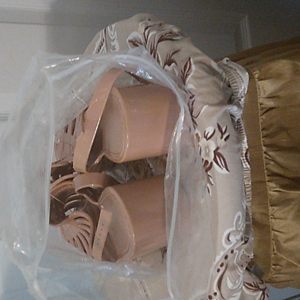 Shoes - Picture 2 of 2